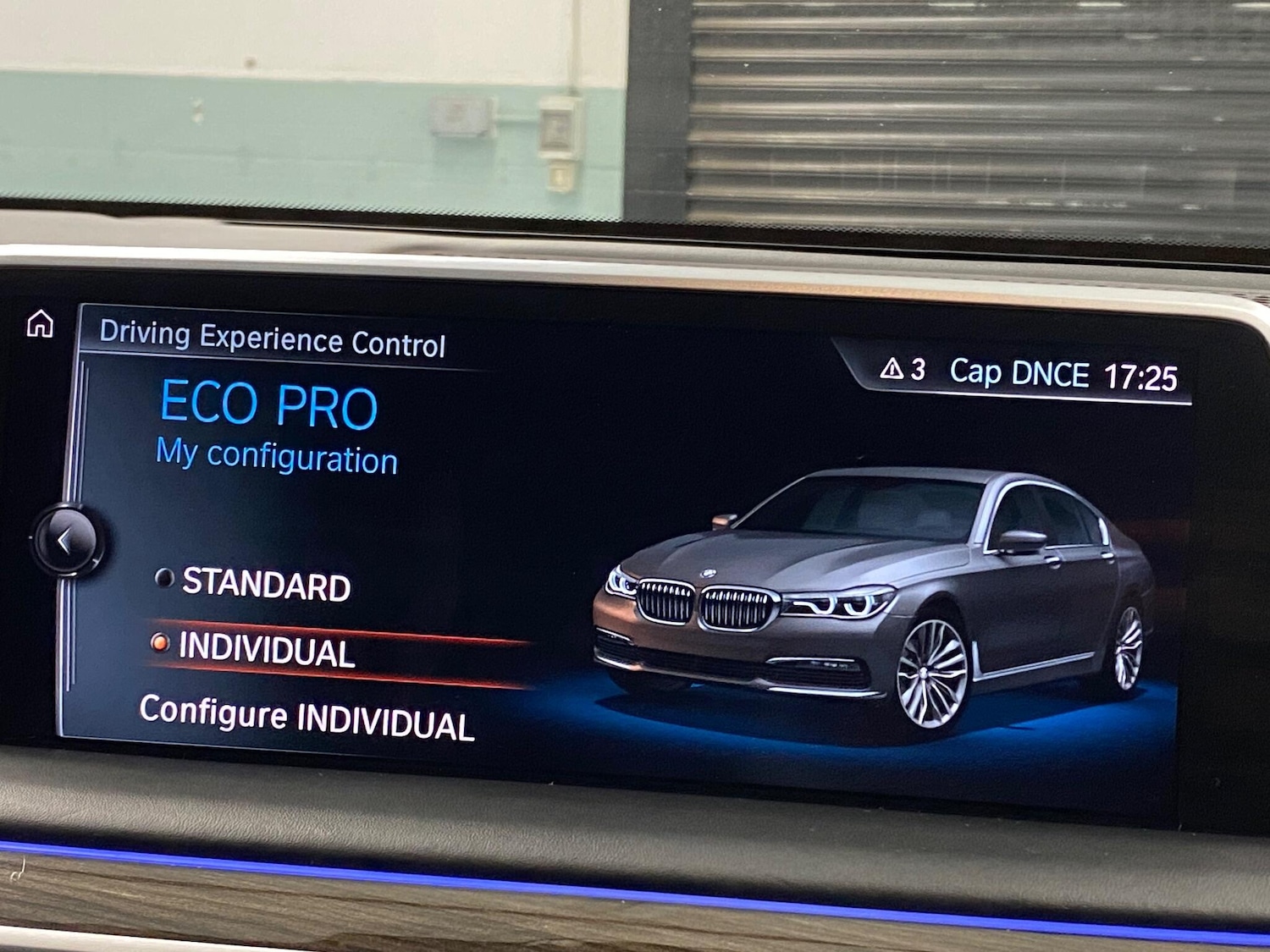 Used BMW 7 Series 2015 for sale - 77335864: Photo 71