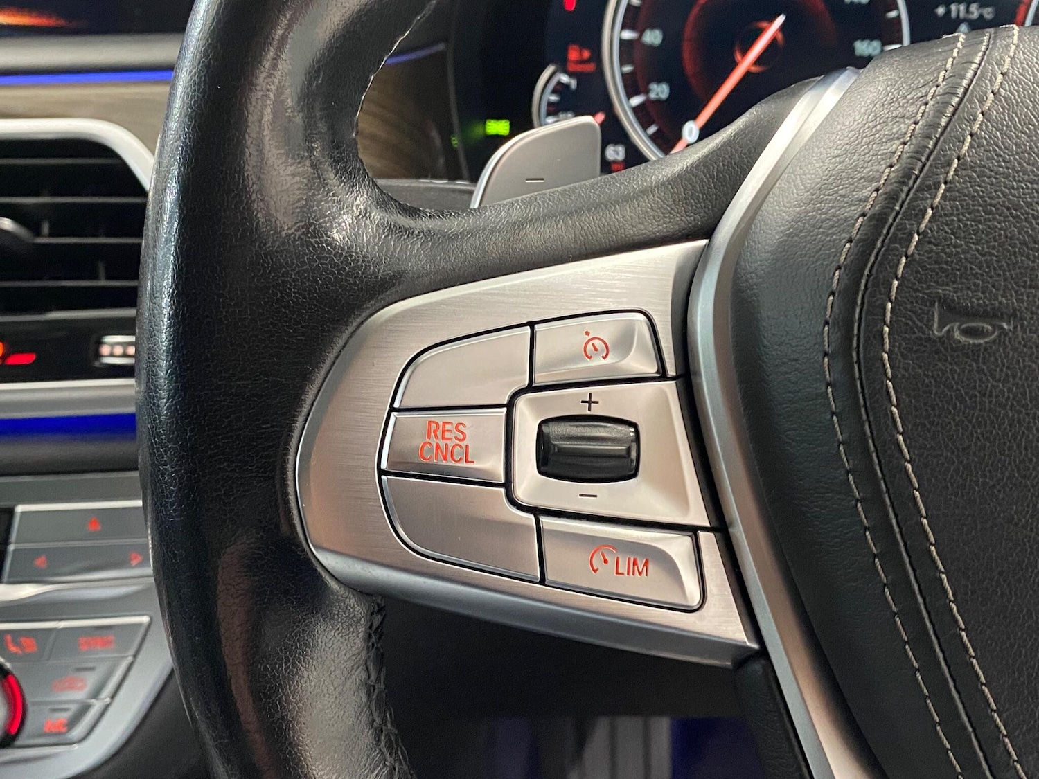 Used BMW 7 Series 2015 for sale - 77335864: Photo 75