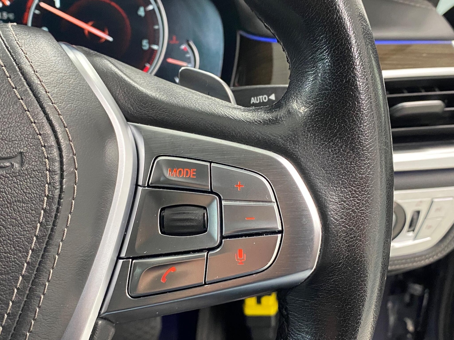 Used BMW 7 Series 2015 for sale - 77335864: Photo 76