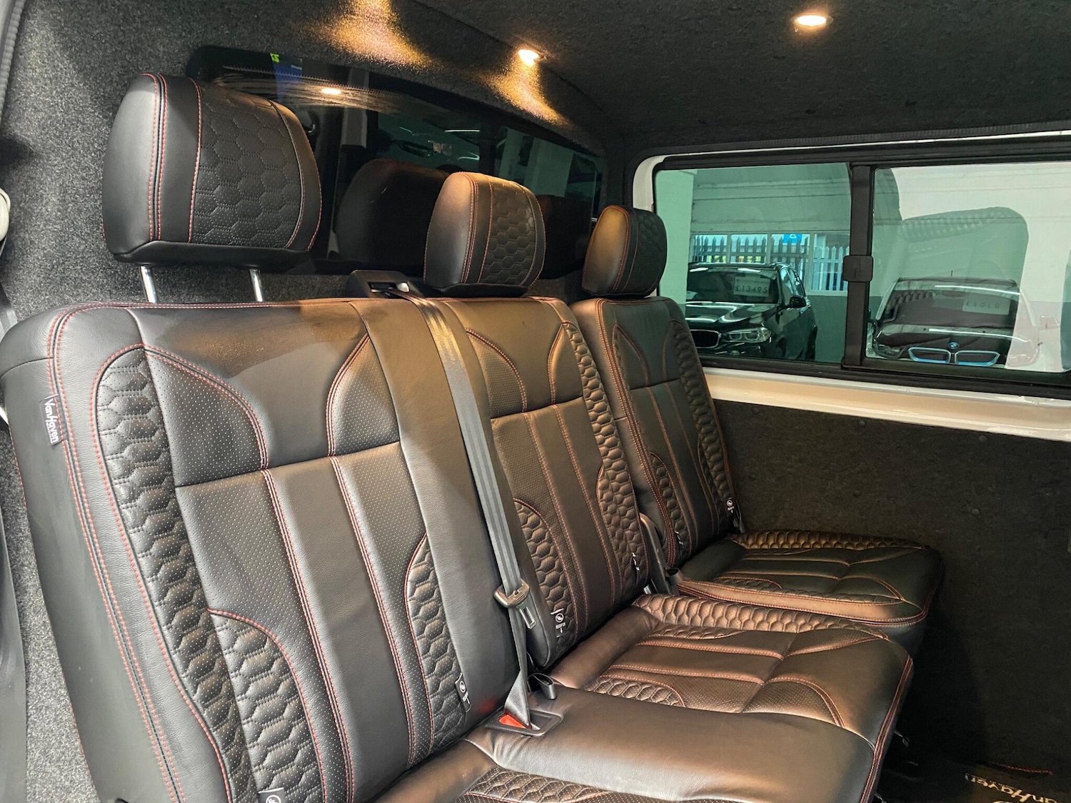 Used Volkswagen Transporter 2017 for sale - 77376847: Photo 15