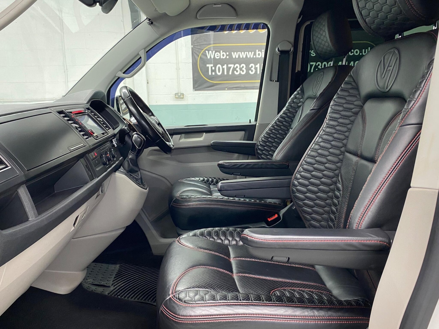 Used Volkswagen Transporter 2017 for sale - 77376847: Photo 20