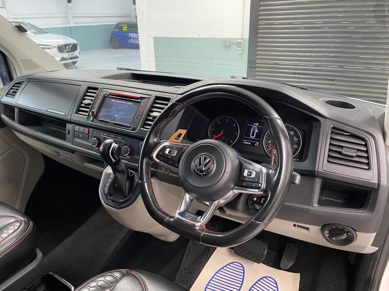 Used Volkswagen Transporter 2017 for sale - 77376847: Photo 3