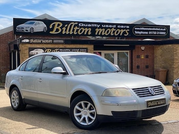 Used Volkswagen Passat 2004 for sale - 78509439: Photo