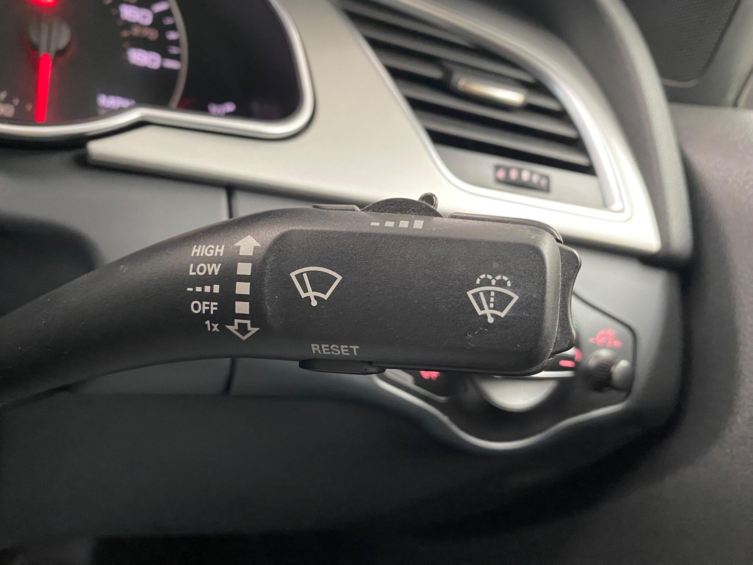 Used Audi A5 2011 for sale - 77335882: Photo 35