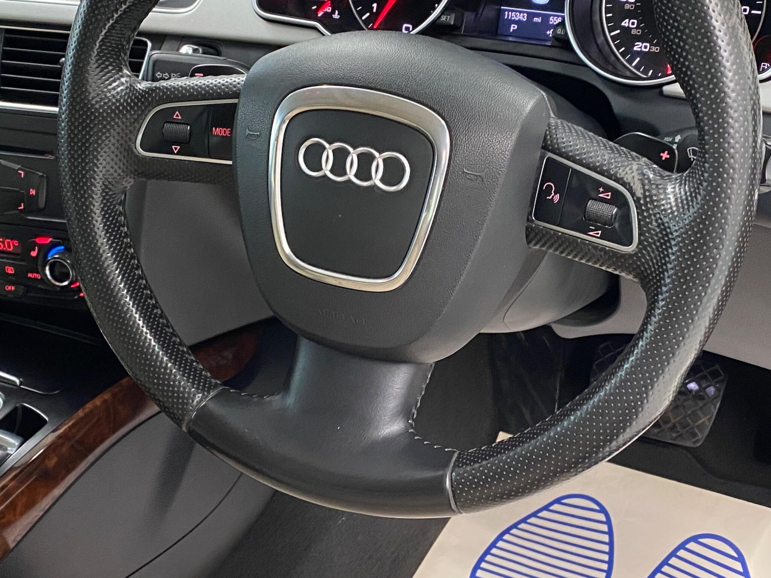 Used Audi A5 2011 for sale - 77335882: Photo 4