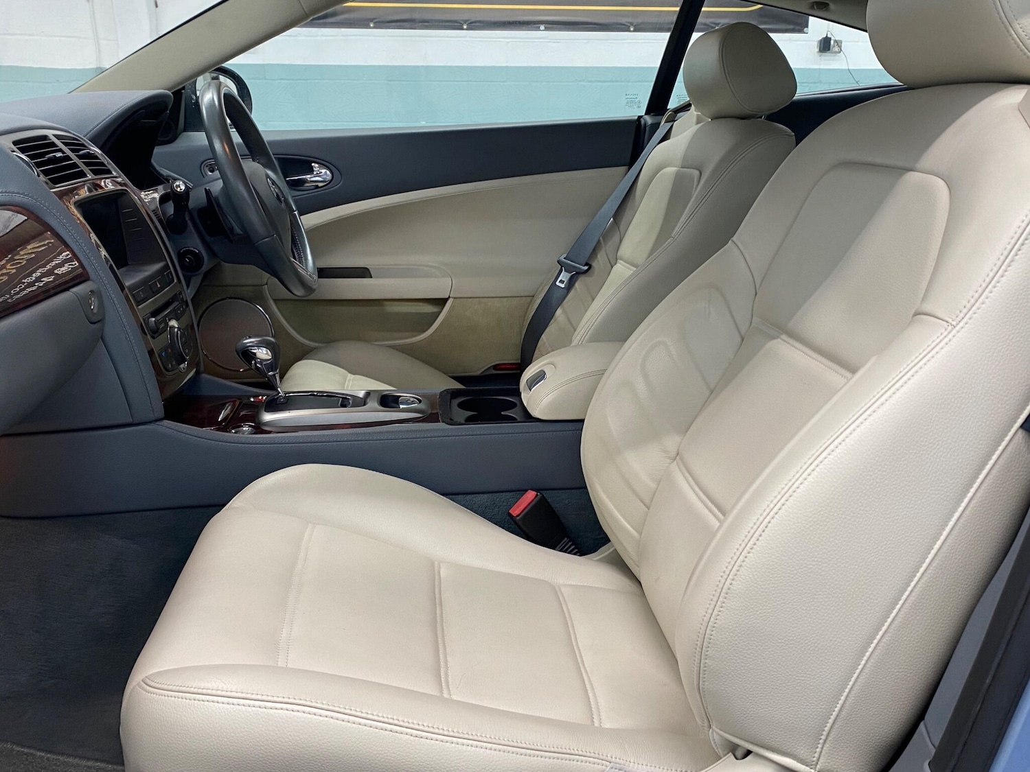 Used Jaguar XKR 2007 for sale - 78190350: Photo 17