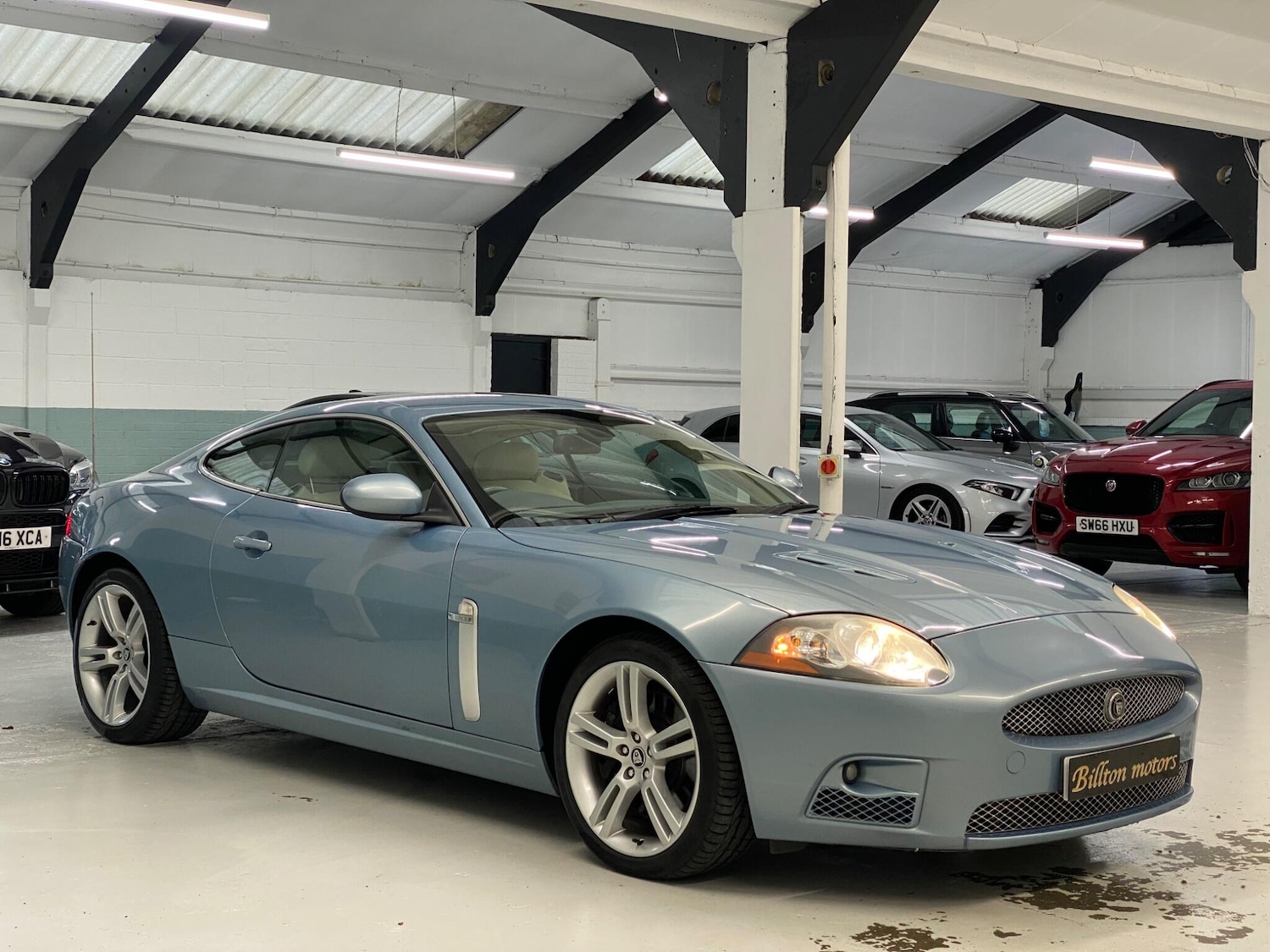 Used Jaguar XKR 2007 for sale - 78190350: Photo 37