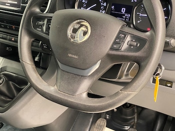 Used Vauxhall Vivaro 2022 for sale - 78681116: Photo