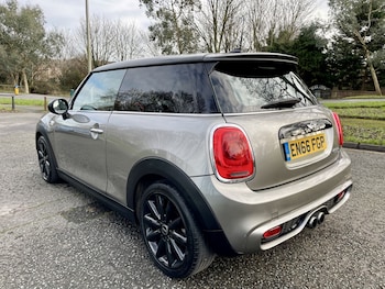 Used MINI Hatch 2016 for sale - 77357521: Photo