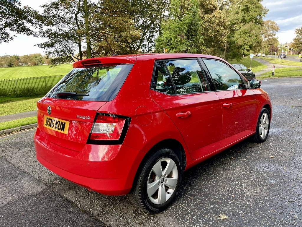 Used Skoda Fabia 2016 for sale - 76134528: Photo 4