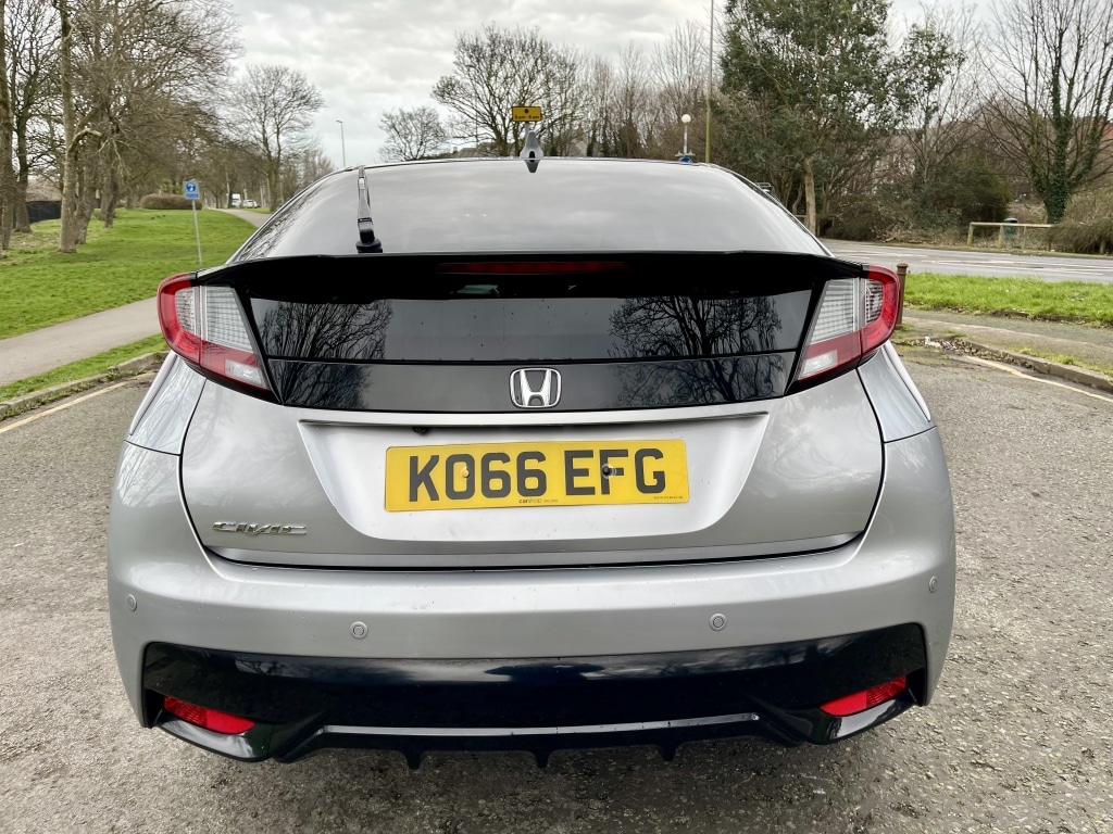 Used Honda Civic 2017 for sale - 77640429: Photo 5