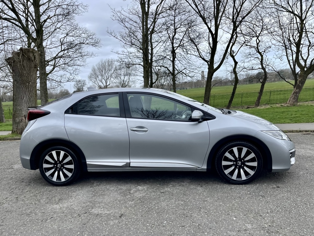 Used Honda Civic 2017 for sale - 77640429: Photo 7