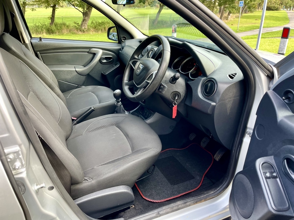 Used Dacia Duster 2017 for sale - 76070559: Photo 11