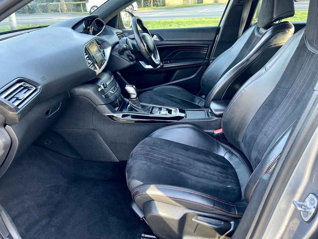 Used Peugeot 308 2016 for sale - 77736101: Photo 17