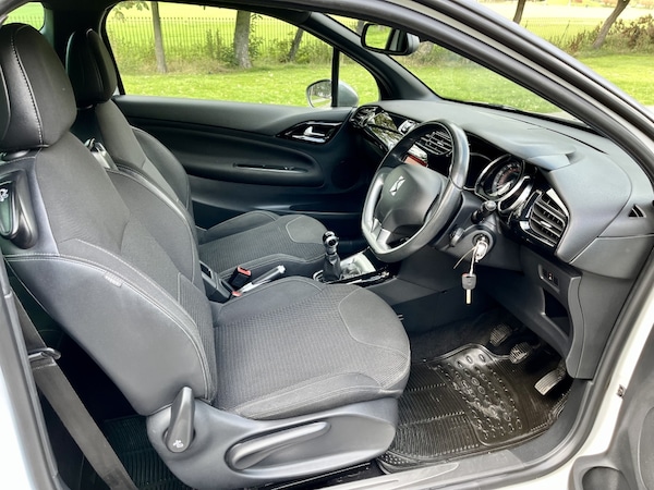 Used Citroen DS3 2013 for sale - 76334970: Photo 10