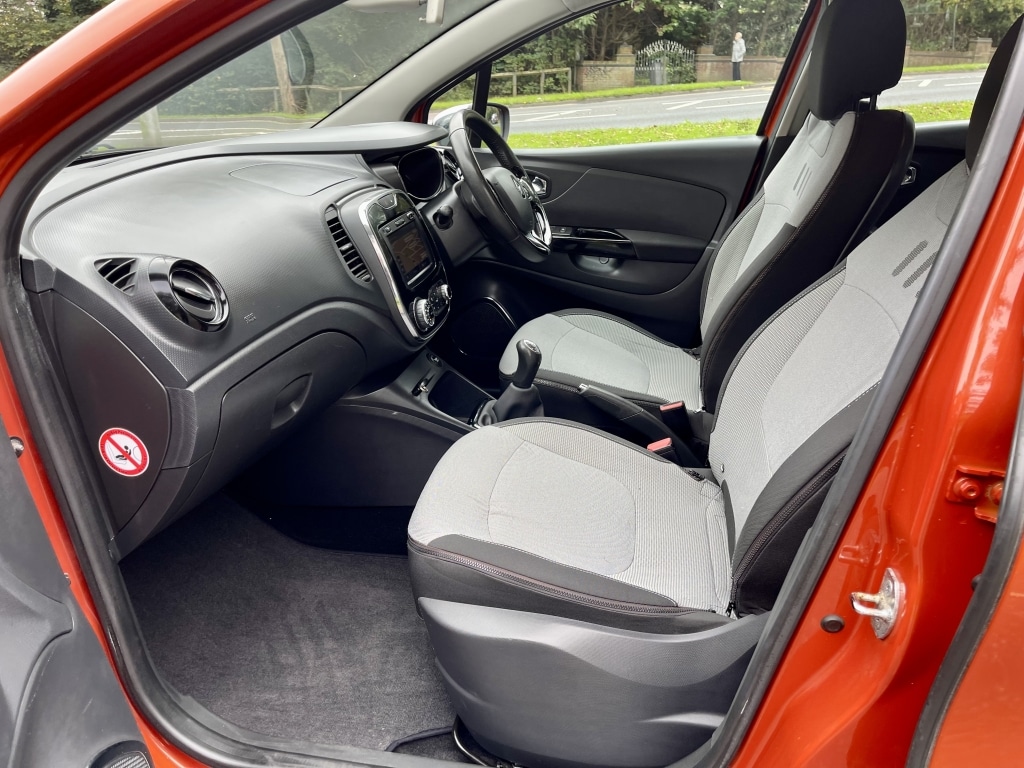 Used Renault Captur 2014 for sale - 76262685: Photo 8