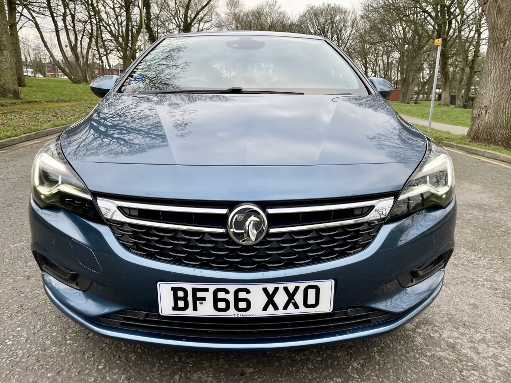 Used Vauxhall Astra 2016 for sale - 77661906: Photo 2