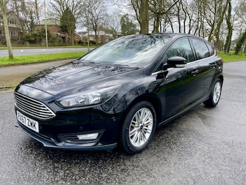 Used Ford Focus 2017 for sale - 78133106: Photo