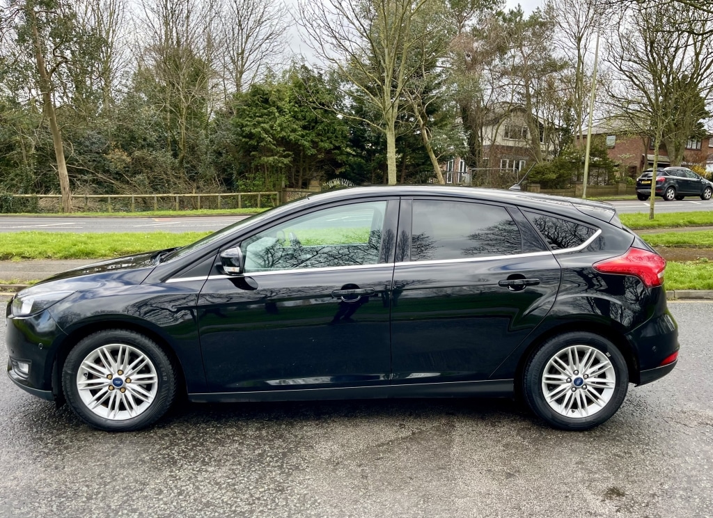 Used Ford Focus 2017 for sale - 78133106: Photo 6