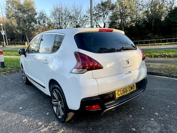 Used Peugeot 3008 2016 for sale - 76770235: Photo