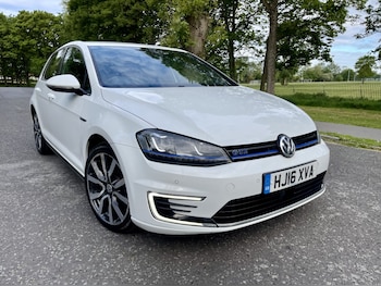 Used Volkswagen Golf 2016 for sale - 78604539: Photo