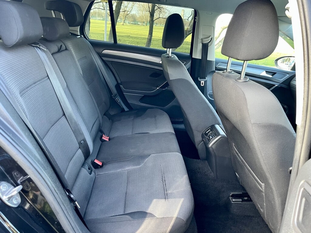 Used Volkswagen Golf 2017 for sale - 77896975: Photo 13