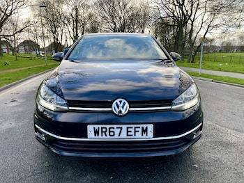 Used Volkswagen Golf 2017 for sale - 77896975: Photo