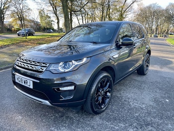 Used Land Rover Discovery Sport 2018 for sale - 76687515: Photo