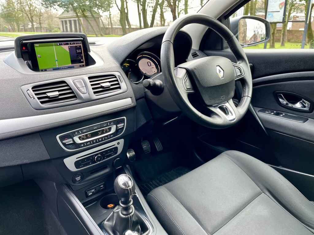 Used Renault Megane 2014 for sale - 77635975: Photo 14