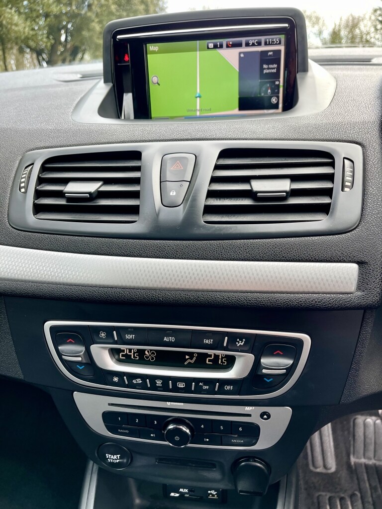 Used Renault Megane 2014 for sale - 77635975: Photo 17