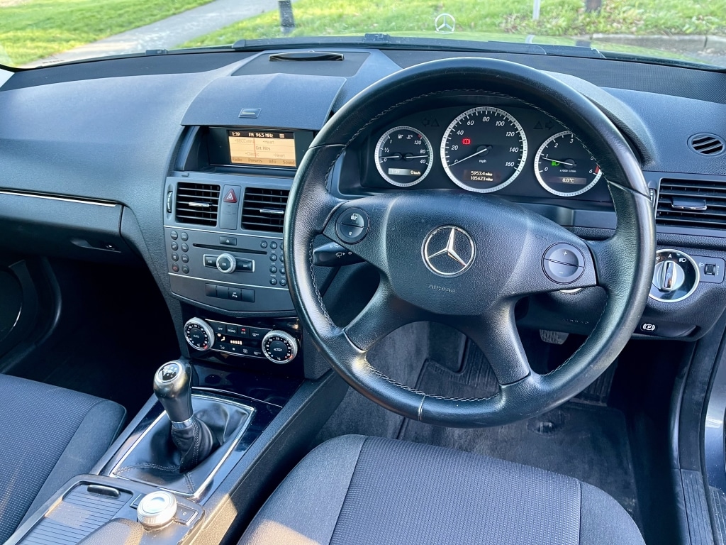 Used Mercedes-Benz C Class 2010 for sale - 77094700: Photo 15