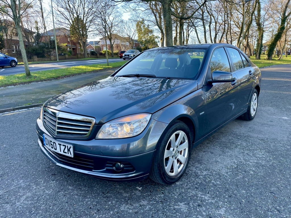 Used Mercedes-Benz C Class 2010 for sale - 77094700: Photo 3