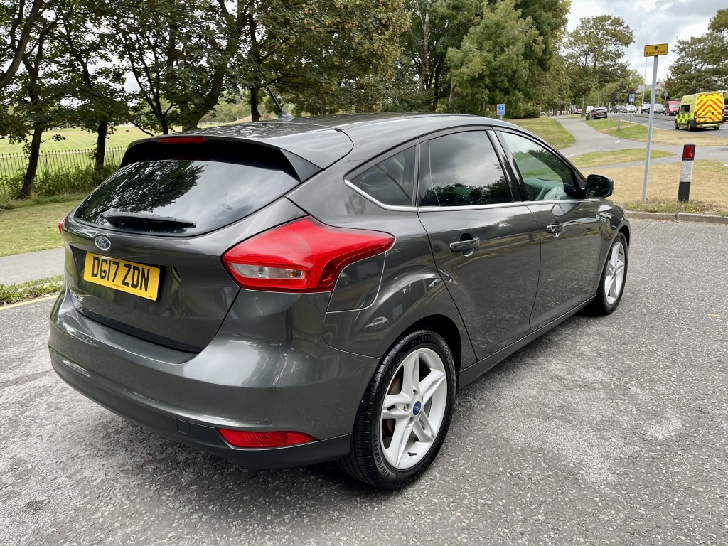 Used Ford Focus 2017 for sale - 76611155: Photo 4
