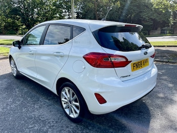 Used Ford Fiesta 2018 for sale - 75893113: Photo