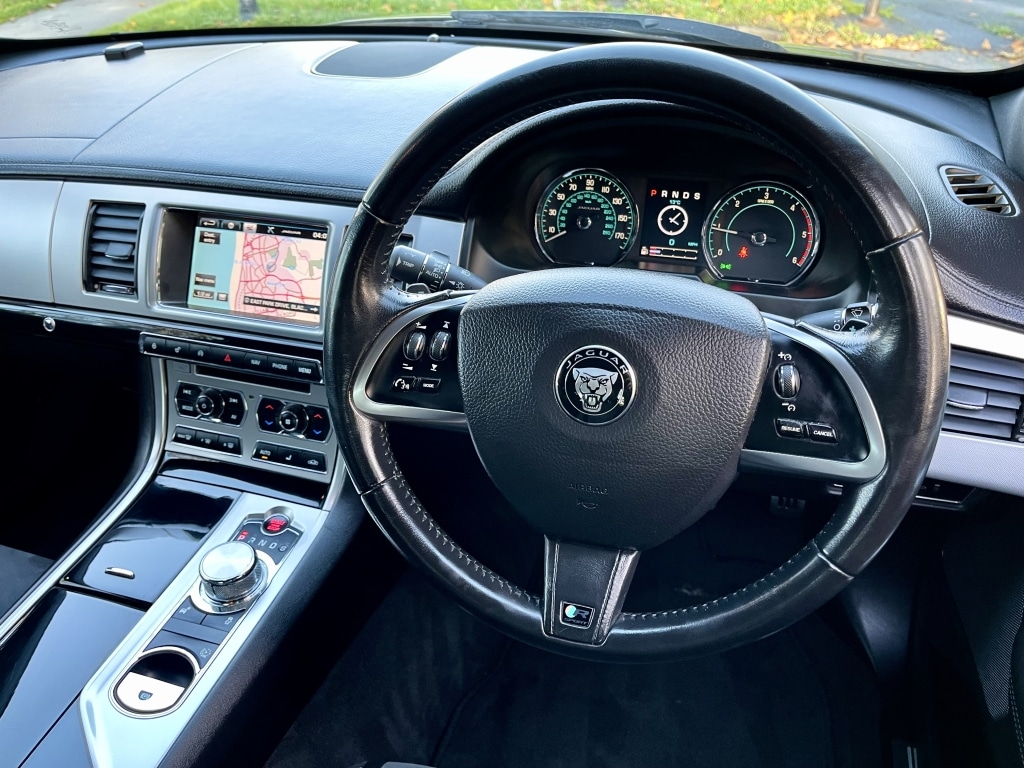 Used Jaguar XF 2013 for sale - 76625027: Photo 23