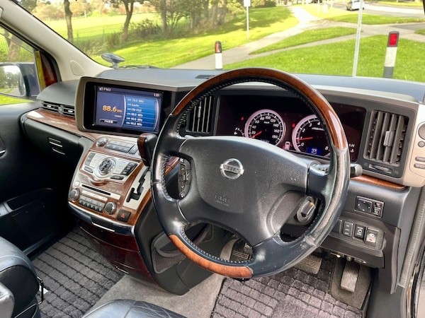 Used Nissan Elgrand 2008 for sale - 76218650: Photo 16