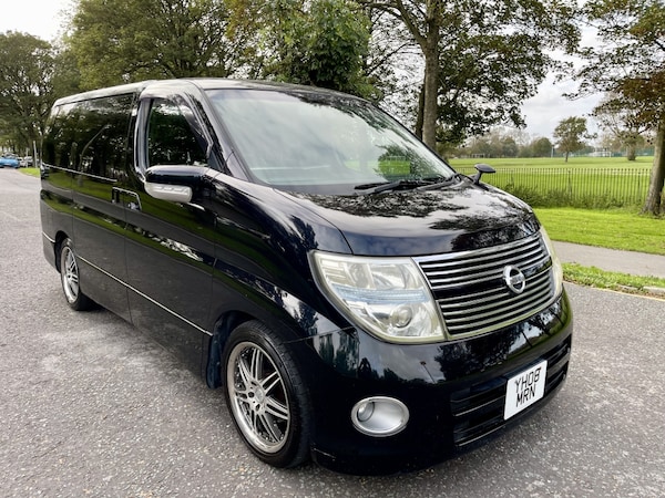 Used Nissan Elgrand 2008 for sale - 76218650: Photo 1