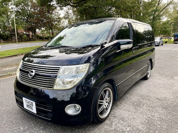 Used Nissan Elgrand 2008 for sale - 76218650: Photo 2