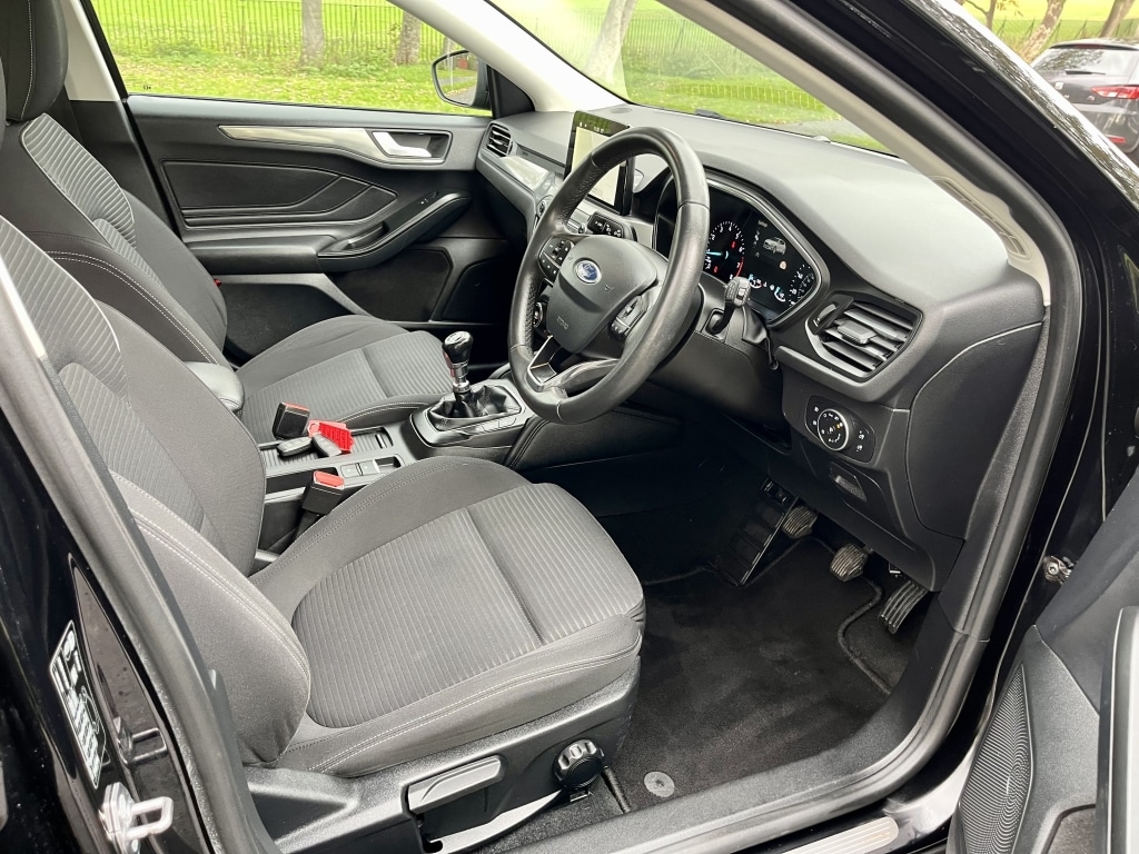 Used Ford Focus 2019 for sale - 76764069: Photo 11