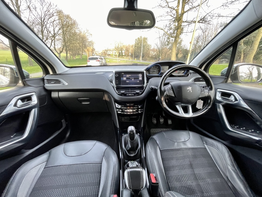 Used Peugeot 2008 2016 for sale - 77977346: Photo 11