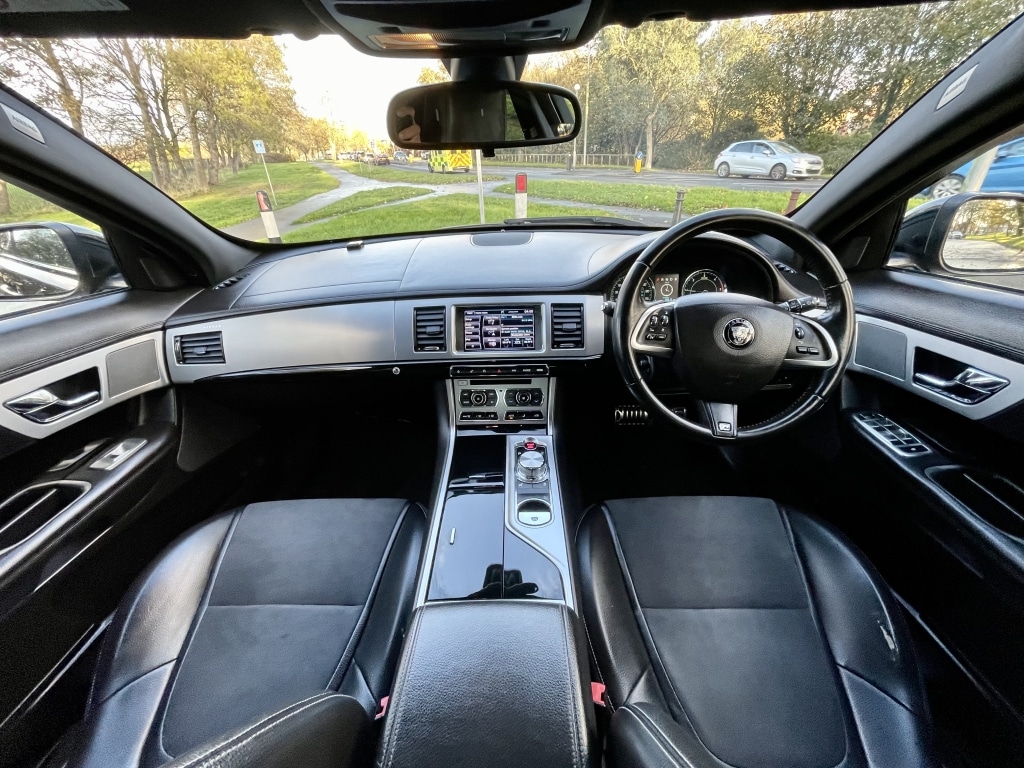 Used Jaguar XF 2013 for sale - 76846141: Photo 17