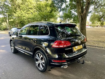 Used Volkswagen Touareg 2014 for sale - 79495612: Photo