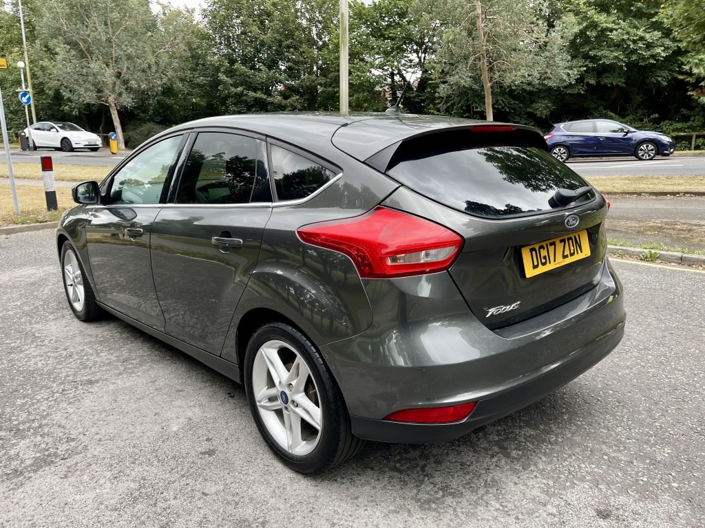 Used Ford Focus 2017 for sale - 76699674: Photo 3