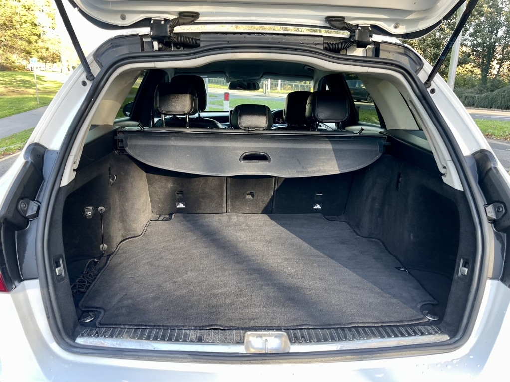 Used Mercedes-Benz C Class 2015 for sale - 76403515: Photo 8