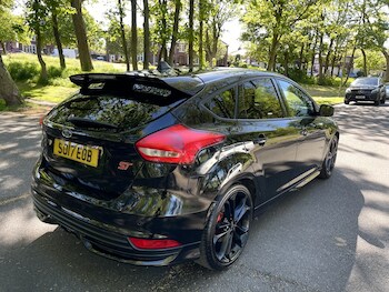 Used Ford Focus 2017 for sale - 78592113: Photo