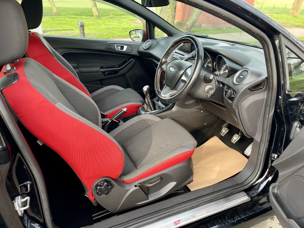 Used Ford Fiesta 2016 for sale - 77968940: Photo 16