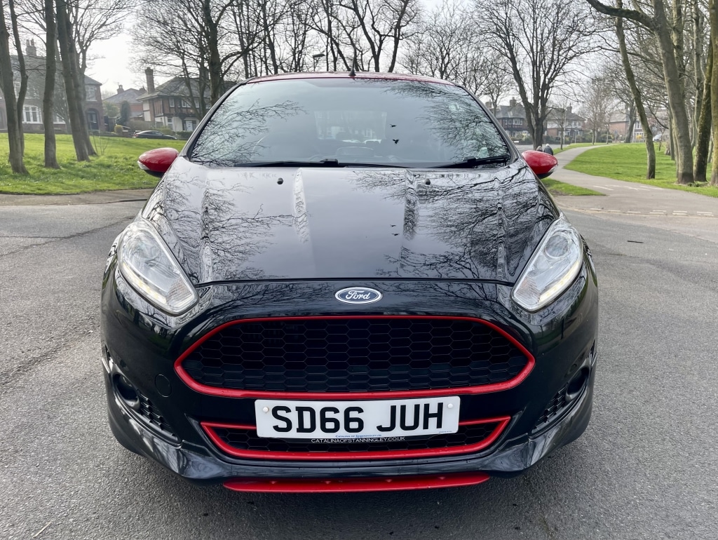 Used Ford Fiesta 2016 for sale - 77968940: Photo 2