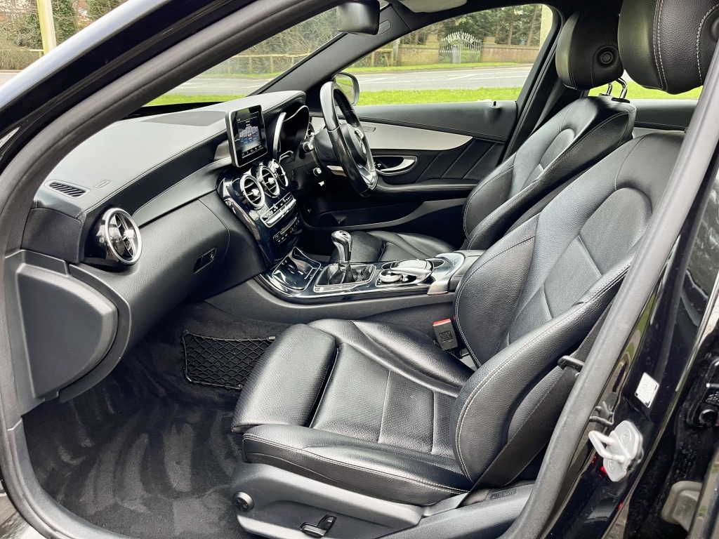 Used Mercedes-Benz C Class 2015 for sale - 77766851: Photo 11