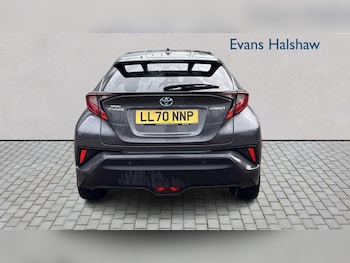 Used Toyota C-HR 2020 for sale - 76329128: Photo