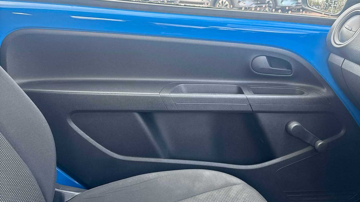 Used Volkswagen up! 2014 for sale - 78187800: Photo 12